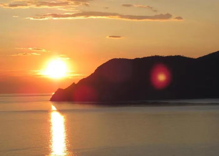 On The Way To The Marina Apartmán Corniglia